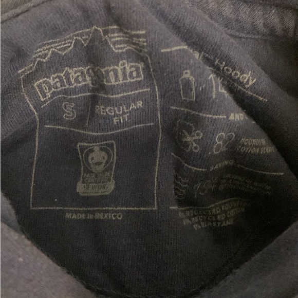 Patagonia Hoodie - Picture 3 of 3